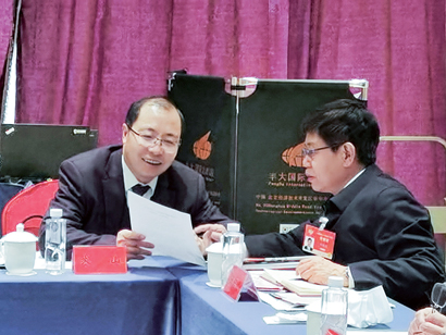 1615412219140056769.jpg 10住黔全国政协委员朱山(左.jpg